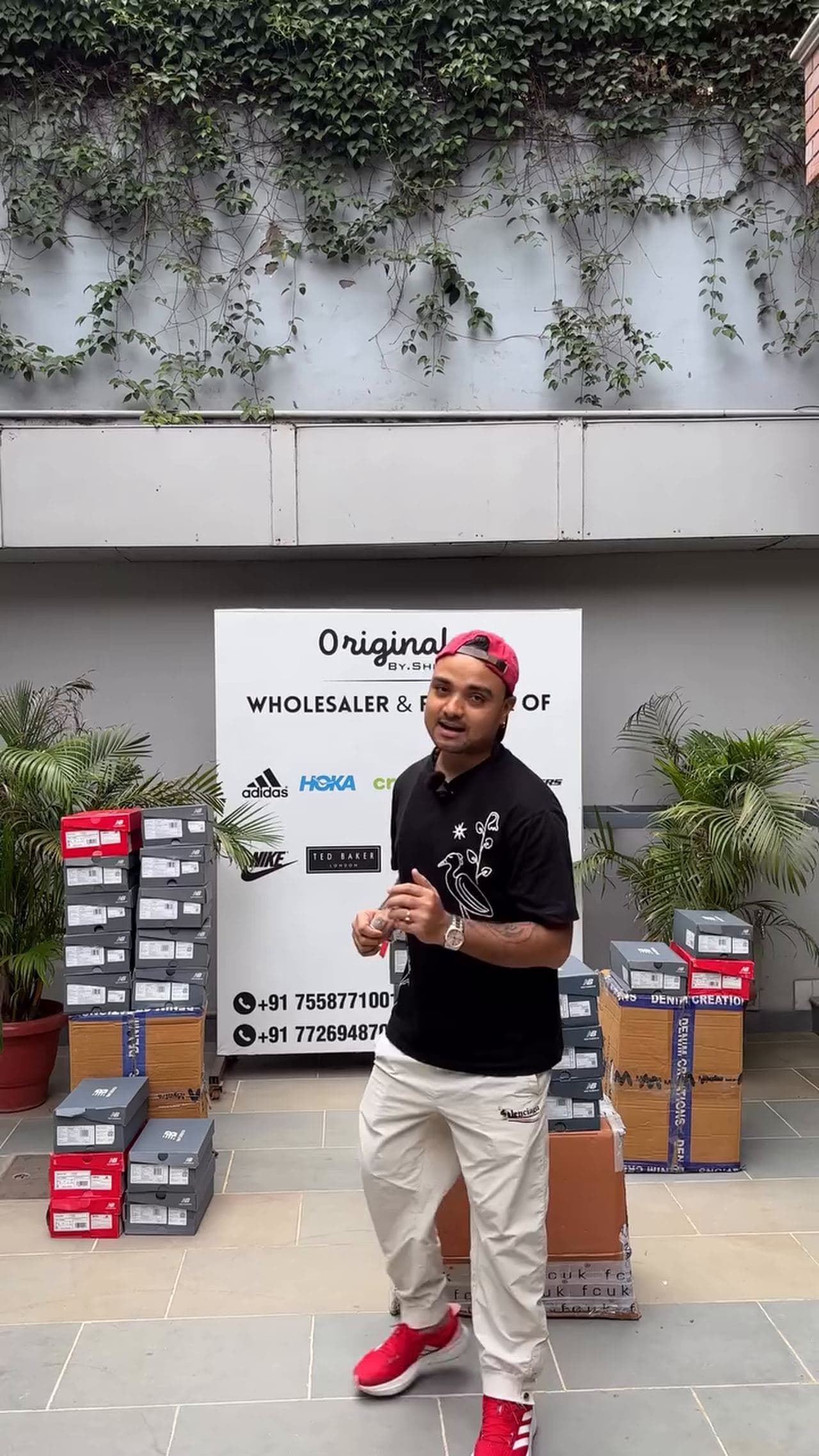Wholesale dispatch operations at Originals By Shivaam